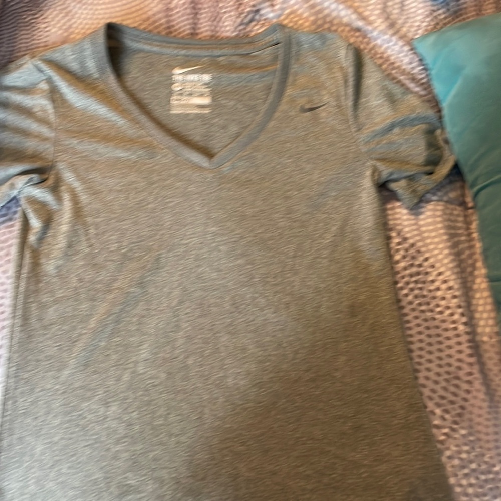 Grey Nike Tee